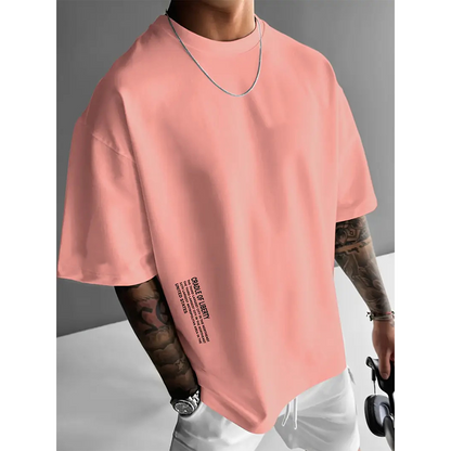 👕 53% הנחה עכשיו! ✨ חולצה לגברים עם שרוולים קצרים גזרה רחבה – תערובת כותנה פרימיום, הדפס גרפי אורבני וסגנון קז'ואל גדול במיוחד🏙️