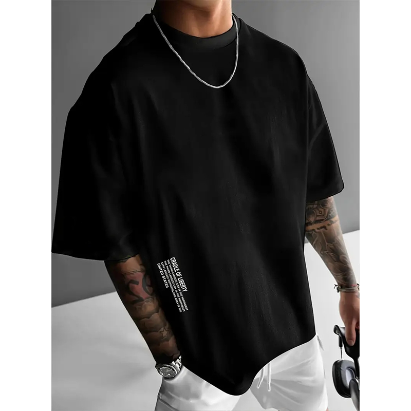 👕 53% הנחה עכשיו! ✨ חולצה לגברים עם שרוולים קצרים גזרה רחבה – תערובת כותנה פרימיום, הדפס גרפי אורבני וסגנון קז'ואל גדול במיוחד🏙️