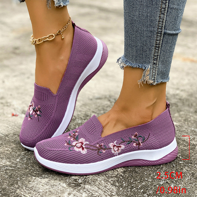 🌸 2026 Sale — Over 44,000 Sold! 👟 Women's Floral Embroidered Mesh Slip-On Shoes