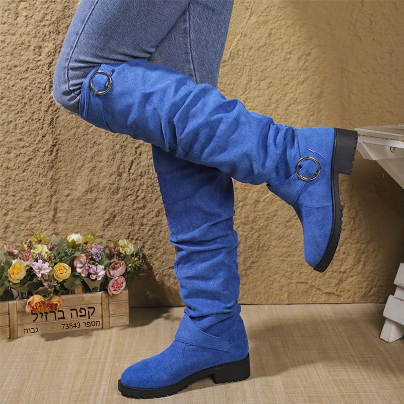 מגפיים נשיים רפויים עד הברך עם אבזם חגורה